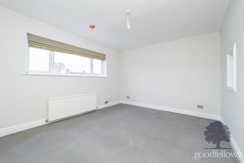 3 bedroom apartment to rent, Morden Court, Morden SM4