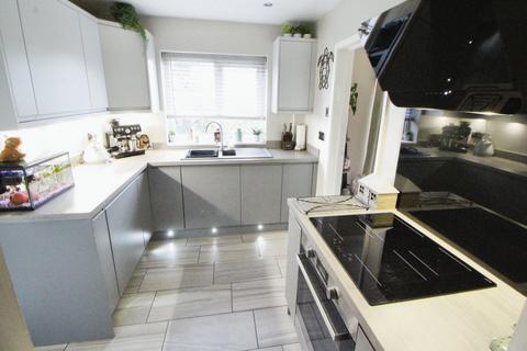 22 Dunham Road, Northwich, CW9 8EL