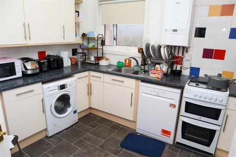 2 bedroom flat for sale, Woodstock Road, Lanark ML11