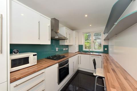 2 bedroom flat to rent, Brompton Park Crescent, Fulham, SW6