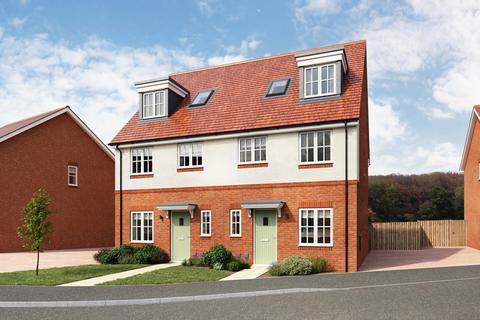 3 bedroom semi-detached house for sale, Plot 39, Elder at Ryder Gardens, Bovingdon Molyneaux Avenue, Bovingdon HP3 0NZ