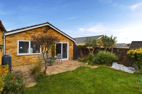 2 bedroom detached bungalow for sale, Oaklands Drive, Brandon IP27