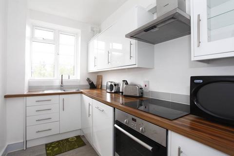 2 bedroom flat to rent, Greville Place, St John's Wood, London, NW6