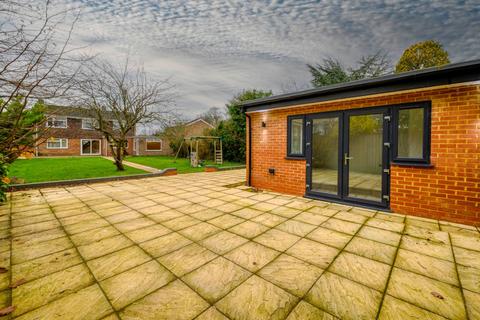 4 bedroom detached house for sale, Marchwood Ave, Reading RG4