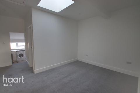 1 bedroom flat to rent, Cowley Road, UXBRIDGE