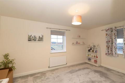 49 Ascot Drive, North Gosforth, Newcastle Upon Tyne, NE13 6PB