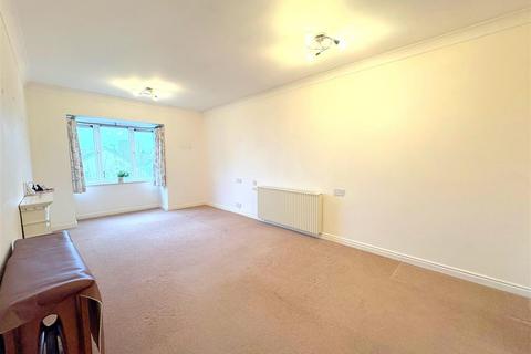 1 bedroom retirement property for sale, Marlborough Road, St. Albans