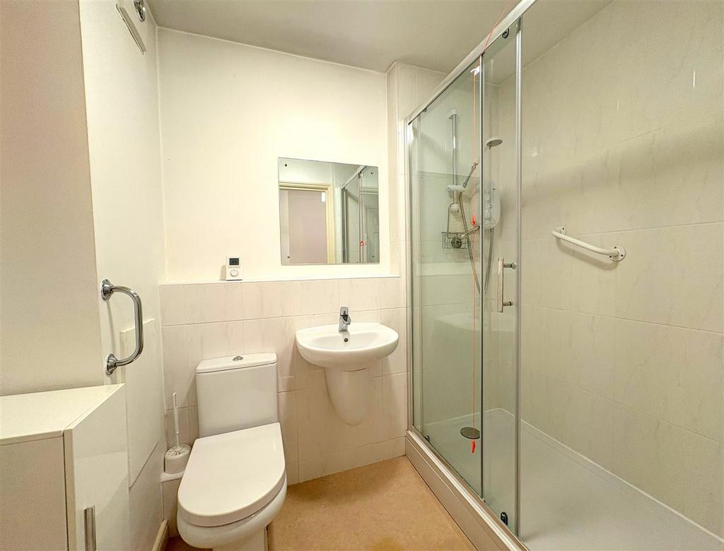 Bathroom - 2 New.jpg