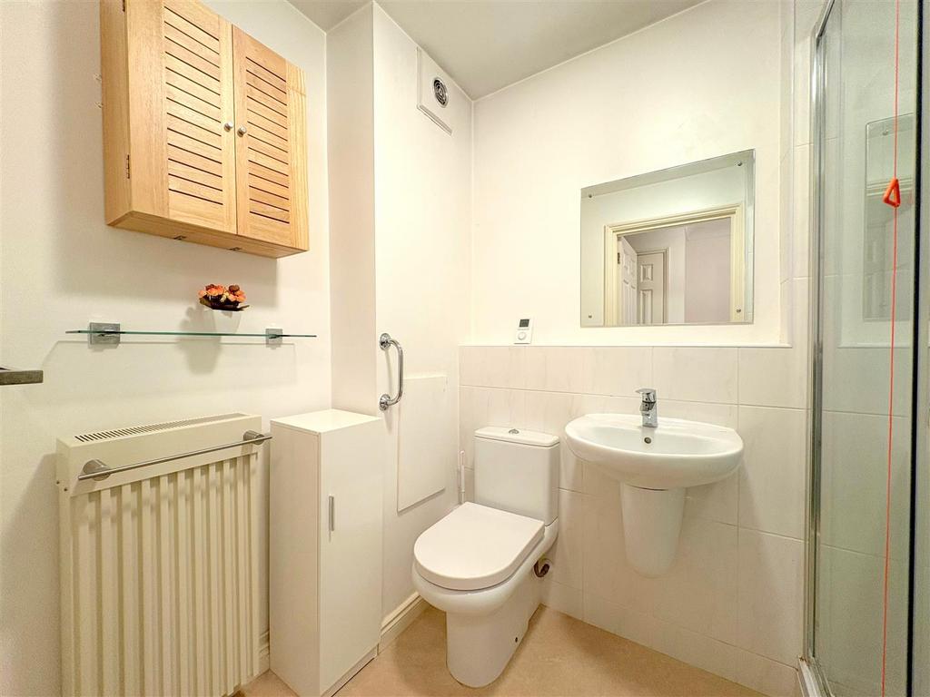 Bathroom - 3 New.jpg