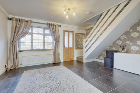 19 Mountbatten Drive, Shoeburyness, Southend-on-sea, SS3 8UY