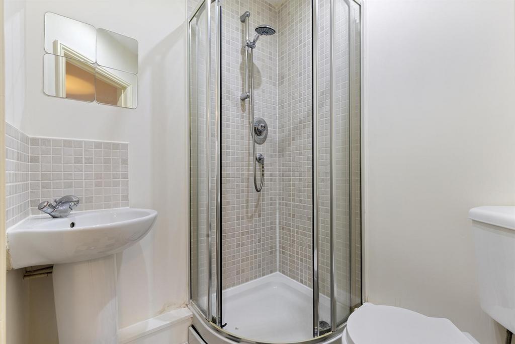 En Suite Shower Room