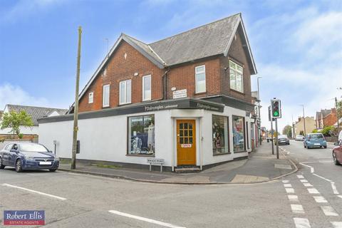 4 bedroom detached house for sale, Tamworth Road, Sawley