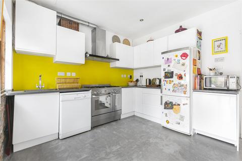 3 bedroom terraced house for sale, Alpine Street, Reading