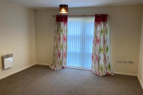 1 bedroom apartment to rent, 14 Hartley Court, Cliffe Vale, Stoke-on-Trent, Staffordshire, ST4 7GG