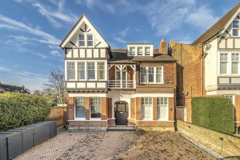 2 bedroom flat for sale, Corfton Road, London W5