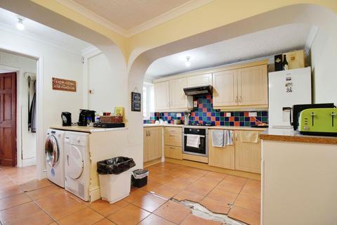 3 bedroom terraced house for sale, Groves Street, Wiltshire, Swindon, Wiltshire, SN2 2BW