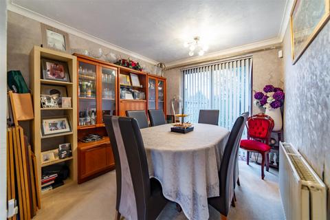 3 bedroom semi-detached house for sale, Warrington Road, Fawdon, Newcastle Upon Tyne, NE3