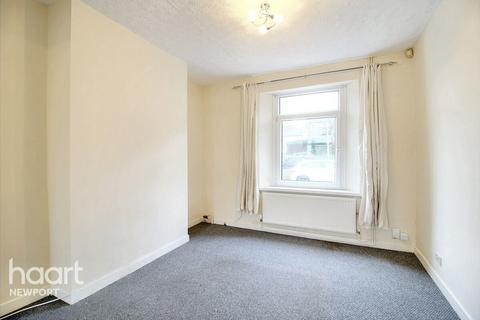 2 bedroom terraced house to rent, Graham Street, NEWPORT