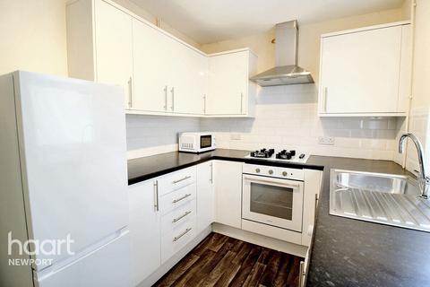 2 bedroom terraced house to rent, Graham Street, NEWPORT