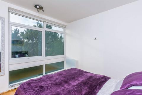 1 bedroom flat to rent, Upper Richmond Road, Putney, London, SW15