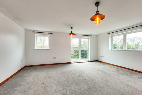 2 bedroom apartment for sale, Rayleigh Road, Leigh-on-sea, SS9