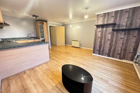 2 bedroom flat to rent, Corporation Street, Swindon, SN1 1DP