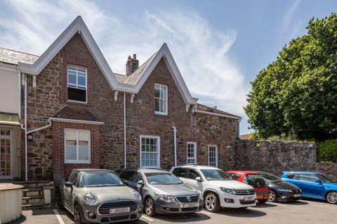 1 bedroom apartment to rent, La Rue Du Froid Vent, St. Saviour, Jersey