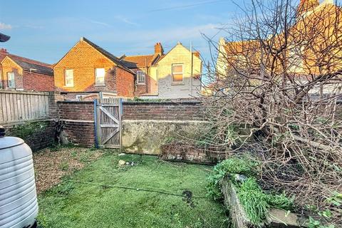 2 bedroom end of terrace house for sale, Bexhill Road, Eastbourne