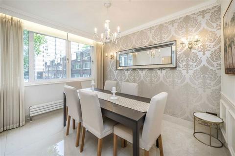 3 bedroom flat to rent, Hyde Park Crescent, London W2