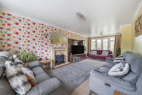 3 bedroom detached house for sale, Oakley Close, Surrey KT15