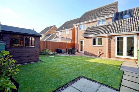 11 Chamberlain Way, St Neots, PE19 1RD