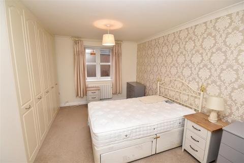 1 bedroom apartment for sale, Warwick Road, Balderton, Newark