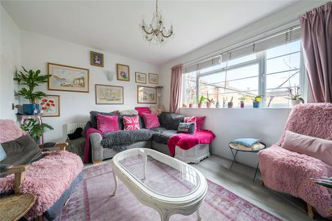 1 bedroom flat for sale, Cherrywood Court, Cambridge Road, Teddington, TW11