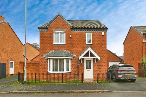 3 bedroom detached house for sale, Valley Drive, Wilnecote, Tamworth