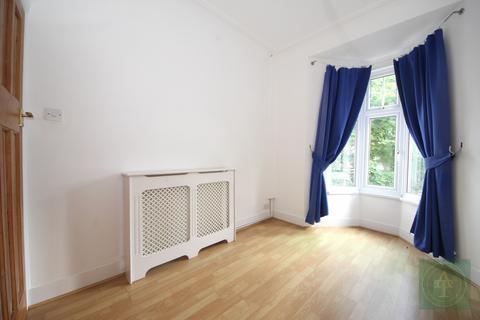 2 bedroom flat to rent, Arlow Road, N21