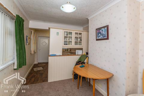 2 bedroom semi-detached bungalow for sale, Leamington Road, Lytham St. Annes, Lancashire