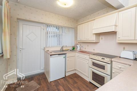 2 bedroom semi-detached bungalow for sale, Leamington Road, Lytham St. Annes, Lancashire