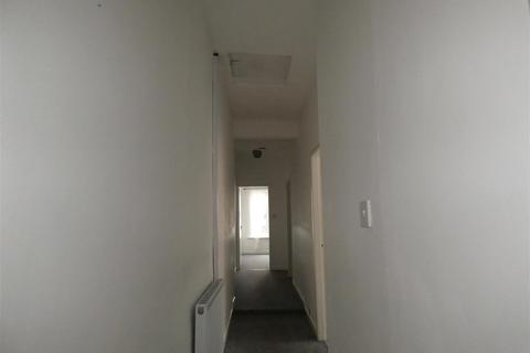 2 bedroom flat to rent, Main Street, Stapenhill, Burton-On-Trent