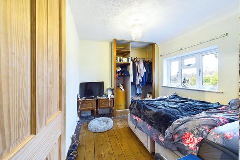 155 Beauchamp Road, West Molesey, KT8 2PJ