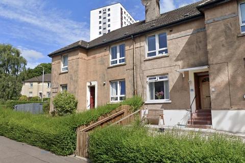 2 bedroom house to rent, Wellmeadow Road, Glasgow G43