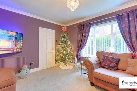 3 bedroom semi-detached house for sale, West Avenue, Whitburn, Sunderland