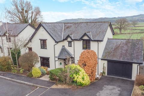 4 bedroom detached house for sale, The Oaks, Usk