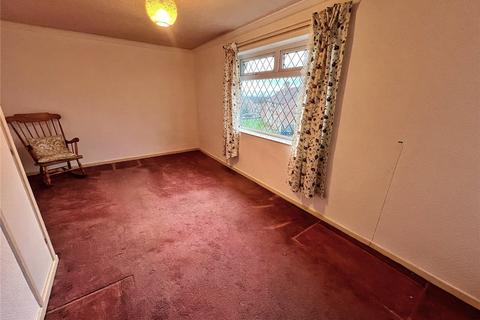 35 Ashbourne Drive, Ashton-under-lyne, OL6 9BH