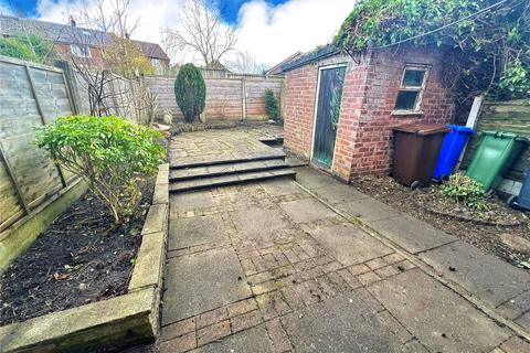 35 Ashbourne Drive, Ashton-under-lyne, OL6 9BH