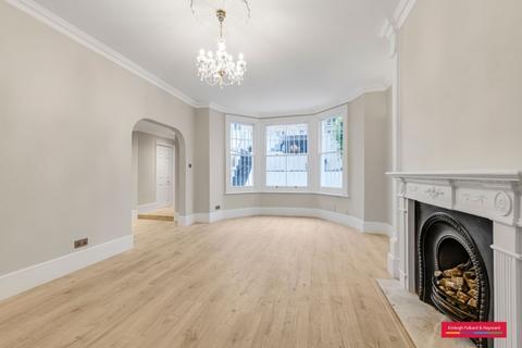 2 bedroom flat to rent, Sinclair Road West Kensington W14