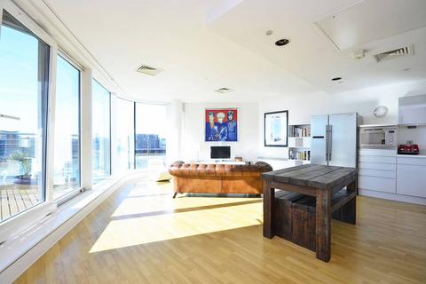 2 bedroom flat to rent, Halcyon Wharf, Wapping, London, E1W