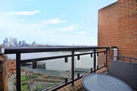 2 bedroom flat to rent, The Highway, Wapping, London, E1W