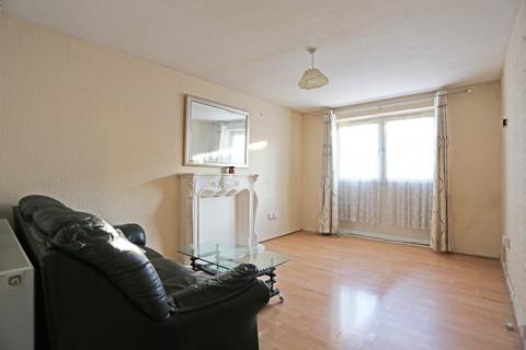 1 bedroom flat to rent, Grantham Road, London, Manor Park, E12