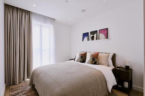 undefined, New Drum Street, London, E1