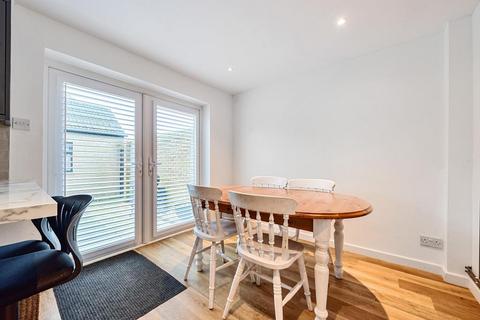 3 bedroom end of terrace house for sale, Bicester,  Oxfordshire,  OX26